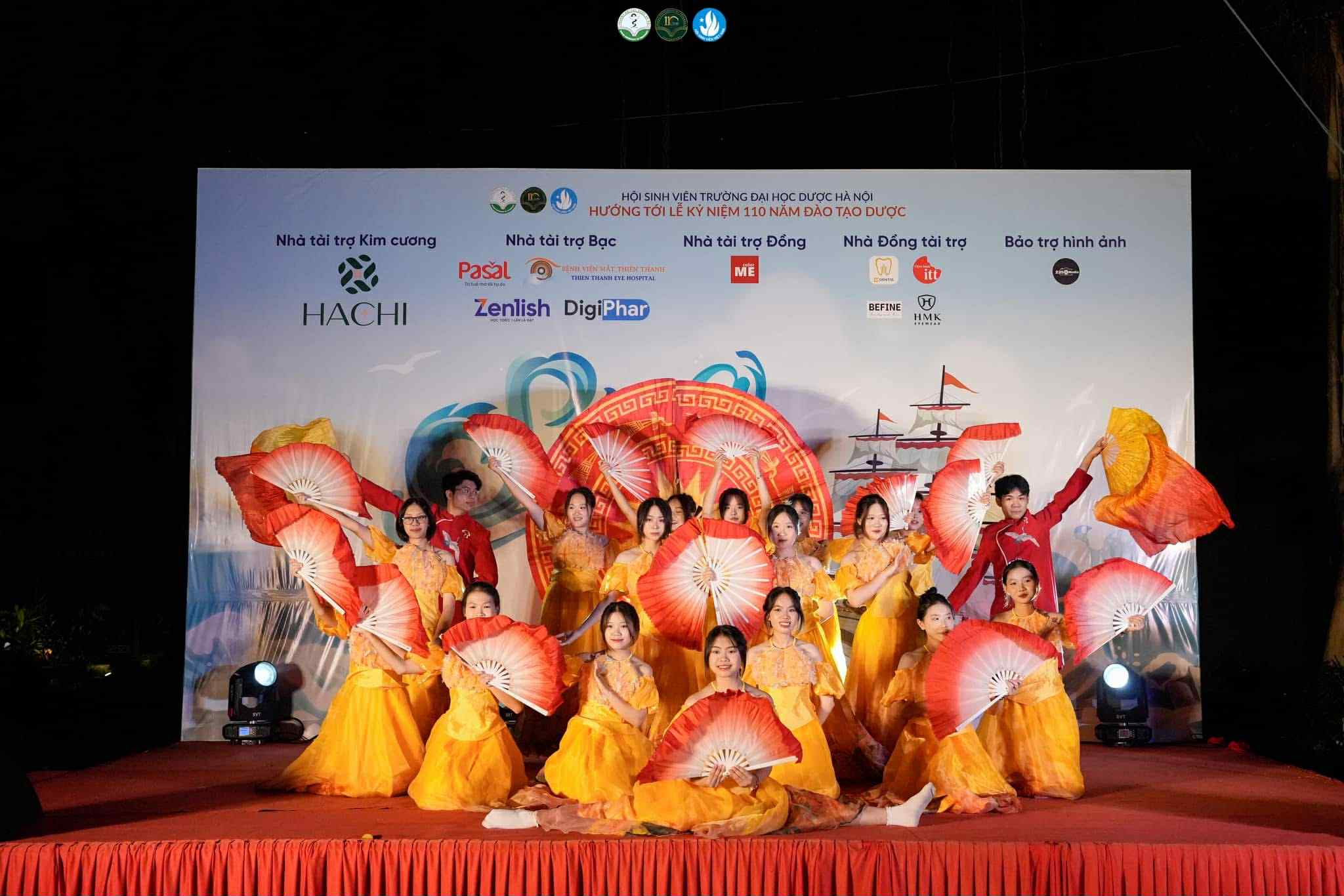 e498ba8f-2200-4251-a13d-03a4cee7a458